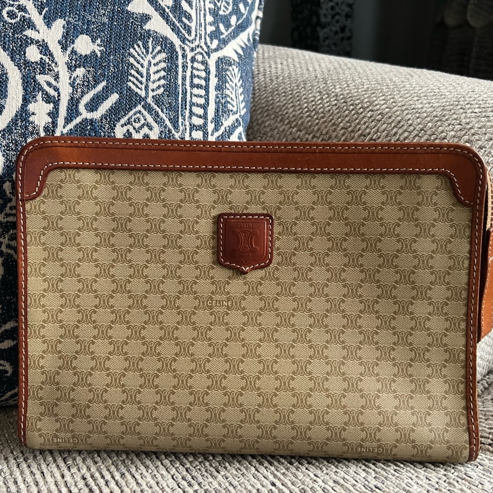 Celine clutch bag like new